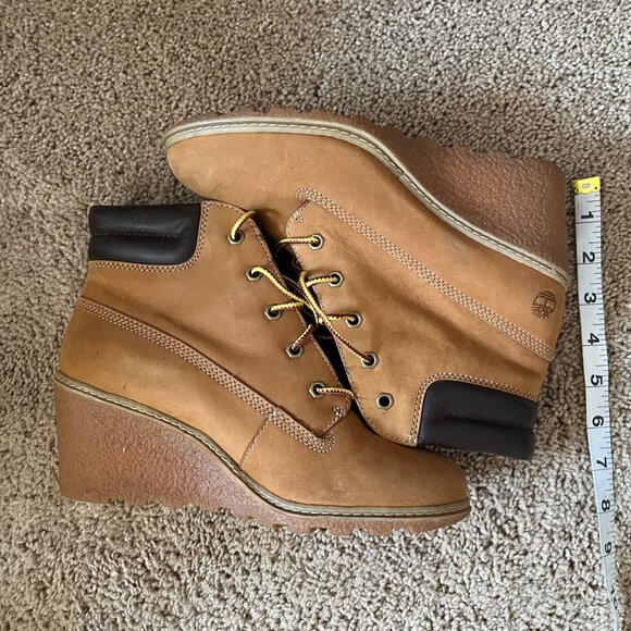 Timberland Women's A1548 Wedge High Heel Wheat Suede Leather Boots Size 7 - Picture 4 of 7